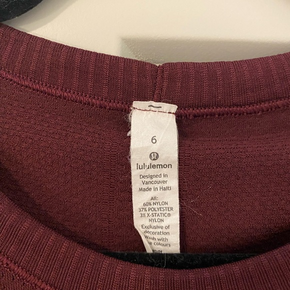 Lululemon Womens Swiftly Tech Short Sleeve Shirt - Hip Length - Picture 3 of 3